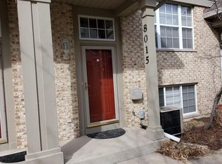 8015 Windsor Dr, Darien, IL 60561