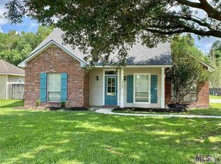 10287 Carter Hills Ave, Denham Springs, LA 70726