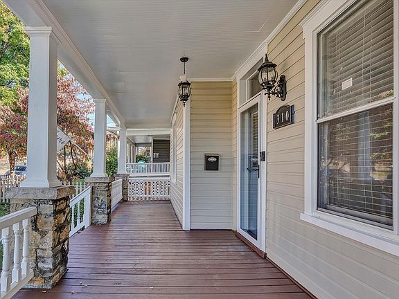 3rd image of 310 Mountain Ave SW