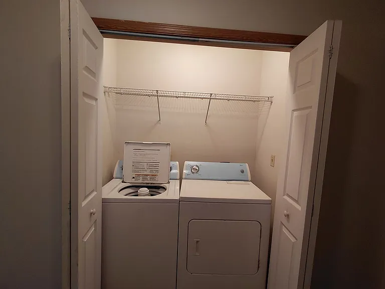 20305 Skyview Dr — Photo 2