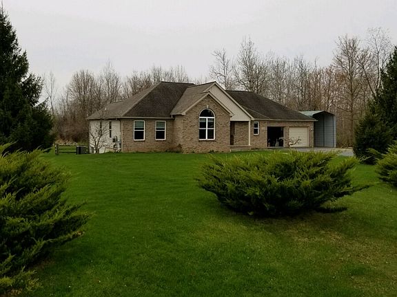 2nd image of 709 Wallace Trl