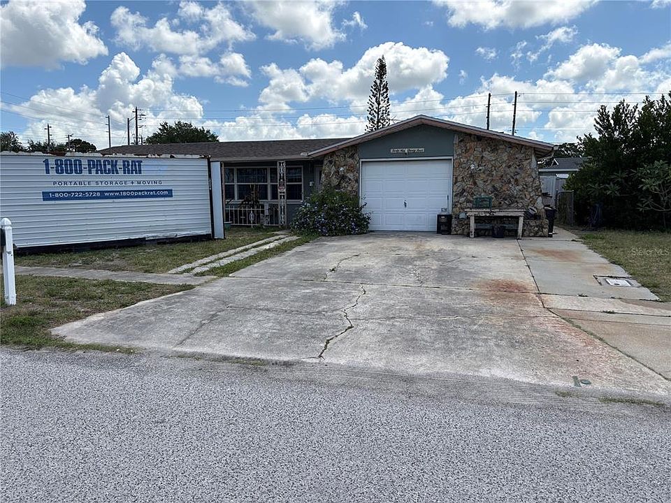 1st image of 4934 Daphne St