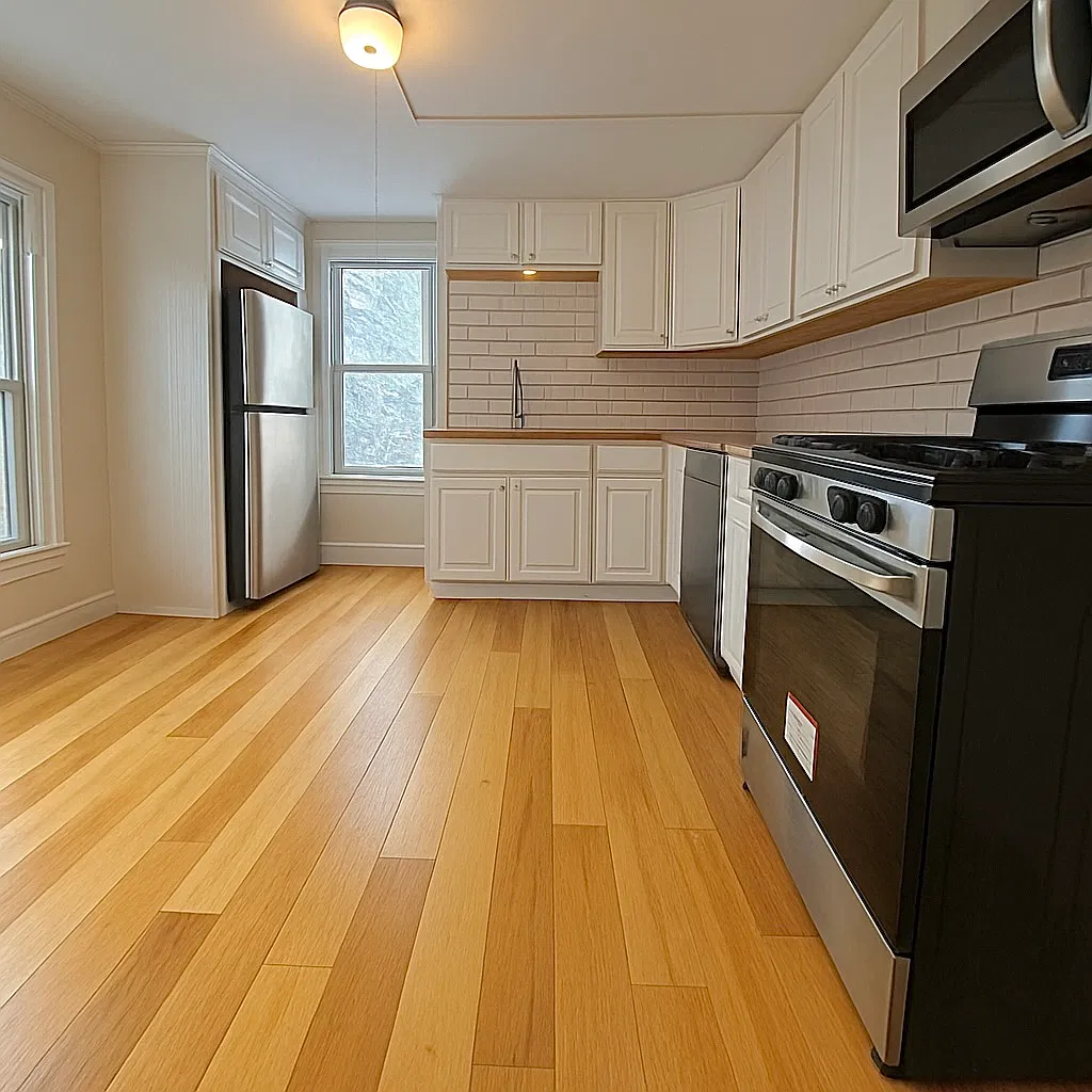11 W Jefferson Rd — Photo 2