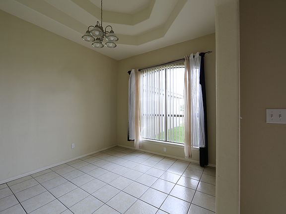 5th image of 8613 Las Palmas Dr