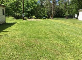 113 Walnut Grove Dr, Clarksville, IN 47129