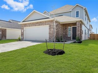 988 Harper Ln, Bryan, TX 77803