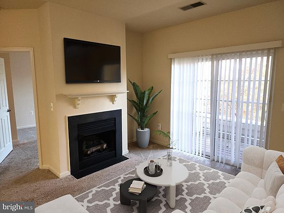 3rd image of 100 Watkins Pond Blvd #2-307