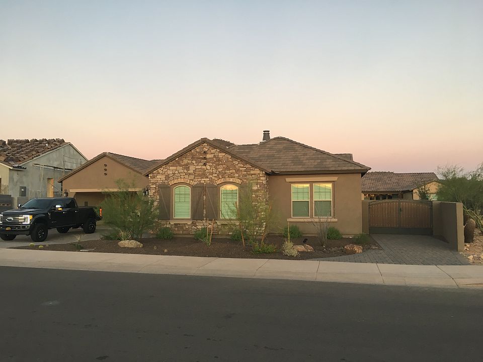 1st image of 10895 N 136th Way
