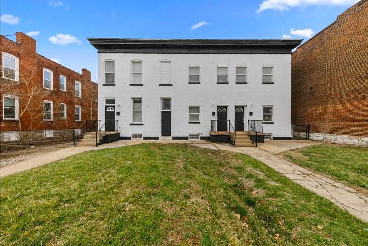 1st image of 3005 Magnolia Ave