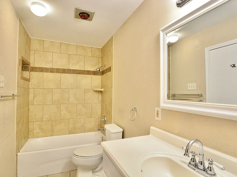 4133 Silverberry Ave — Photo 28