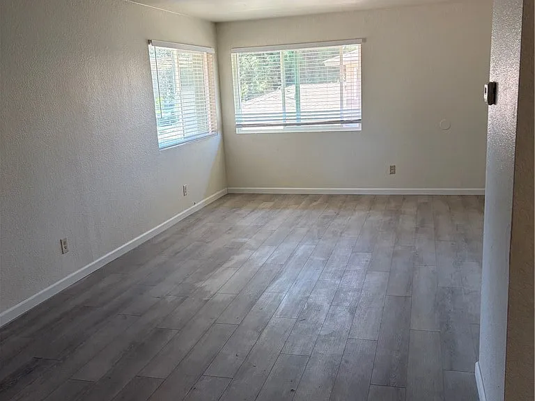 1209 Oxford Dr #C — Photo 11