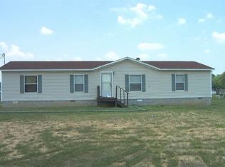 208 Lakeshore Dr, Oakfield, TN 38362