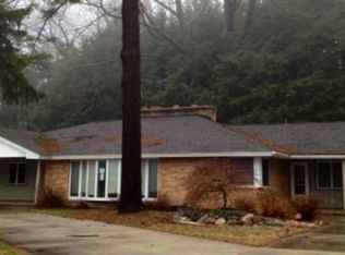 4241 Lake Harbor Rd, Norton Shores, MI 49441