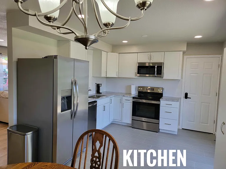 1630 Shasta Dr #4 — Photo 6