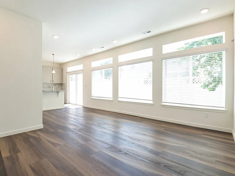 4726 N Tower Dr — Photo 6