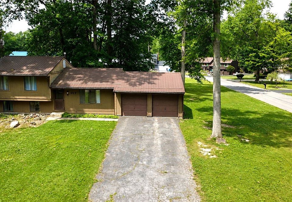 1st image of 117 Dennis Dr