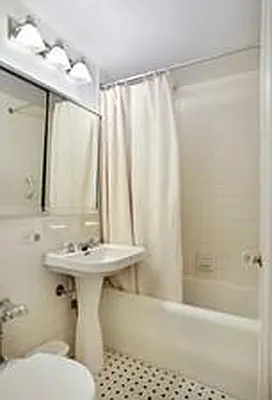 Rented by Town Residential | media 22