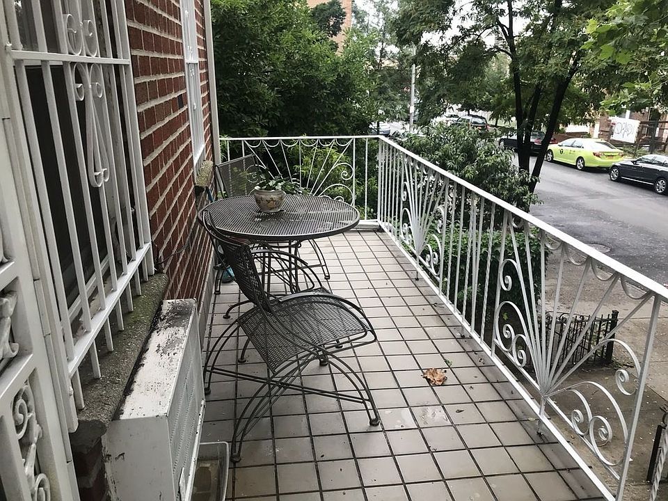 1st image of 4120 39th Pl