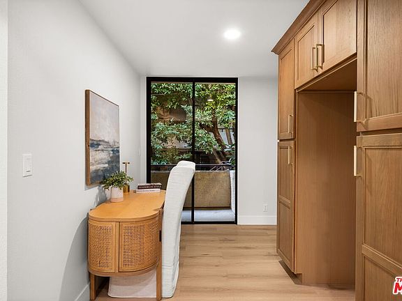 5th image of 1875 Kelton Ave APT 104