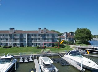 130 Marina Point Dr, Sandusky, OH 44870