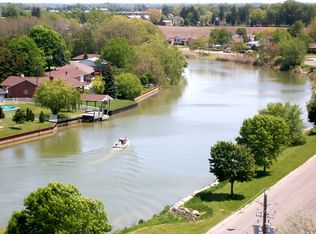 Riverview Towers, Chatham Kent, ON N8A 4Y1