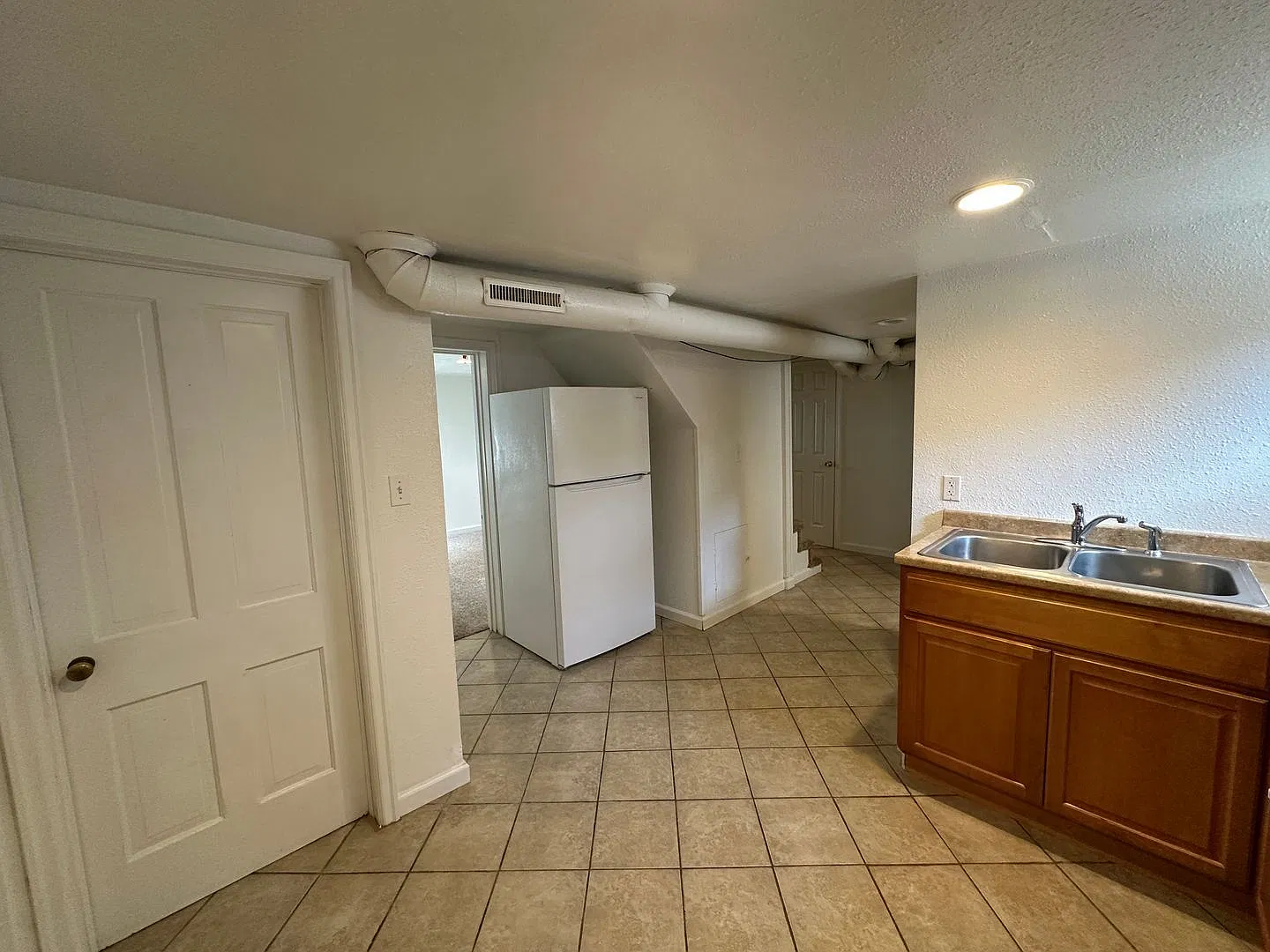 532 Yellowstone Avenue — Photo 3