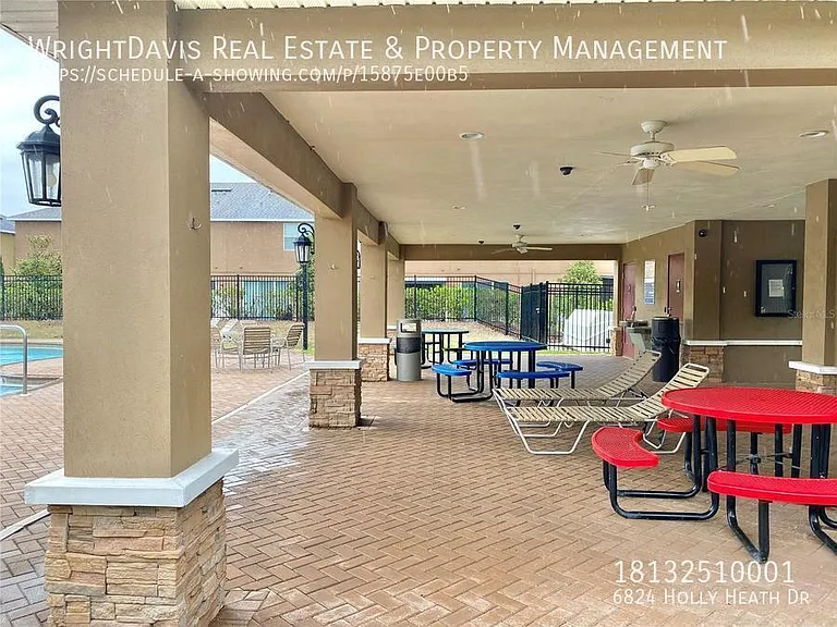 6824 Holly Heath Dr — Photo 19