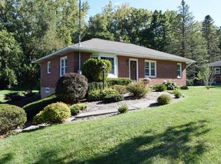 10 Saint Johns Ter, Wynantskill, NY 12198