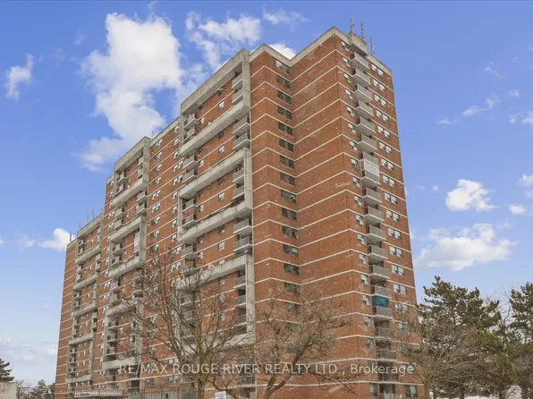 100 Wingarden Ct #1504, Toronto, ON M1B 2P4
