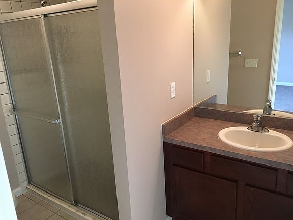 3rd image of 144A Clubhouse Ln