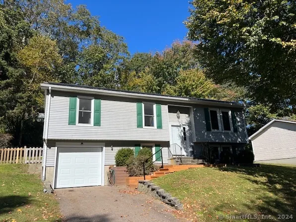 76 Dartmouth Drive, Groton, CT 06355