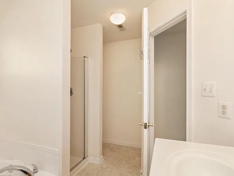 3884 Cannon Ln — Photo 16