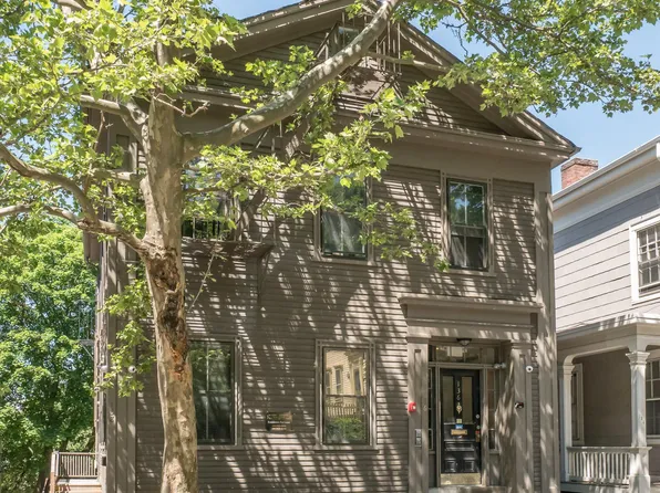 136 Benefit St #1R, Providence, RI 02903