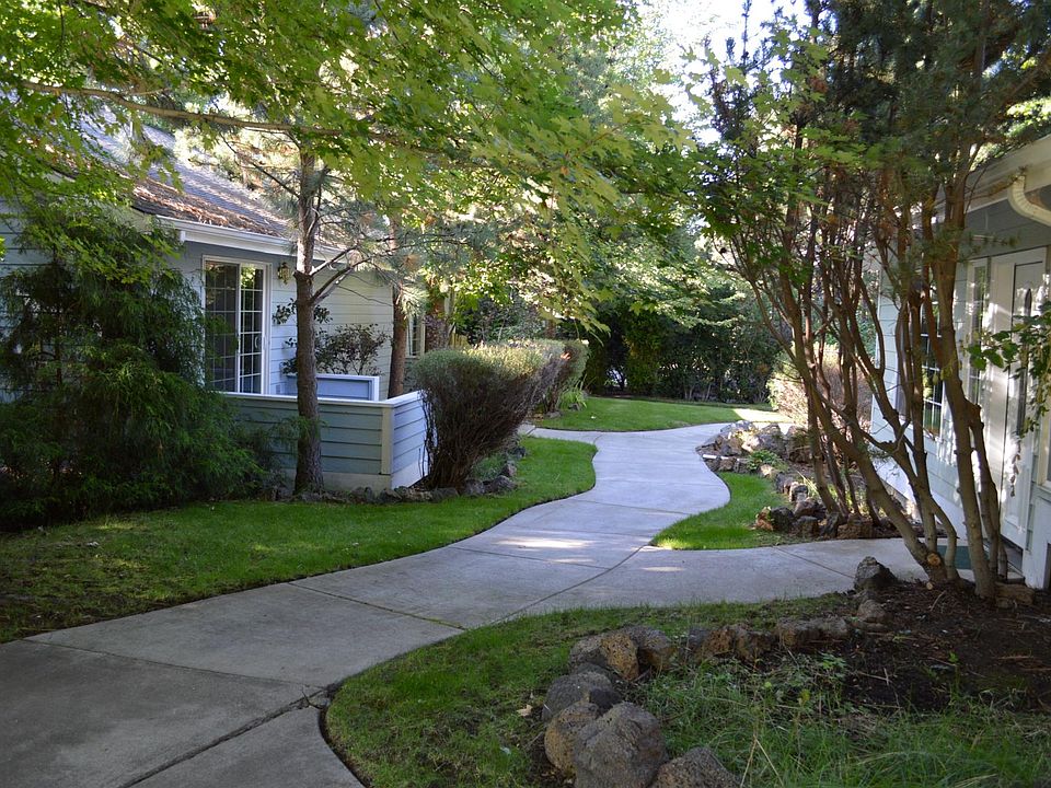 Quiet setting 55+ Community Rental