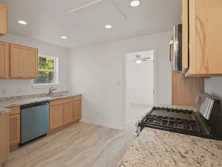 3518 Orange St — Photo 10