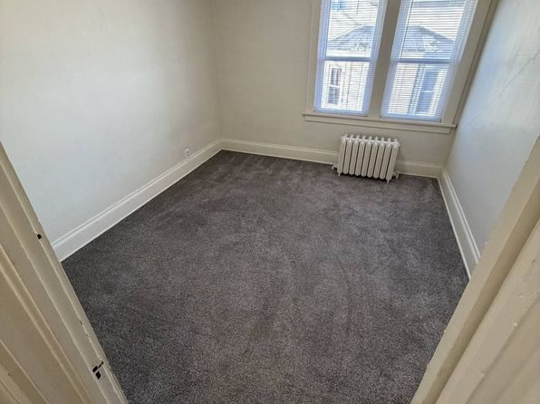 3520 60th St APT 4