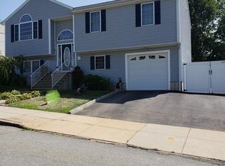 111 Sprague St, Fall River, MA 02724