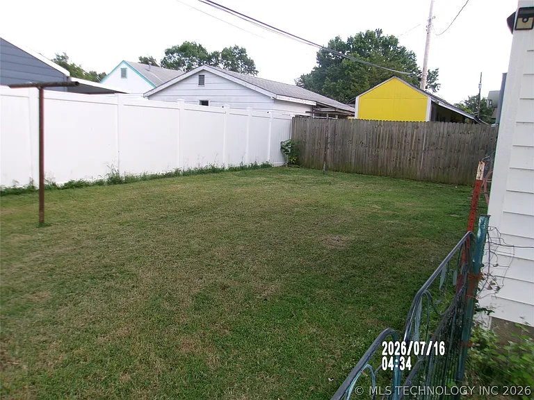 320 N Seminole Ave — Photo 9