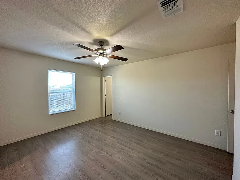 5708 Rustler Dr — Photo 22