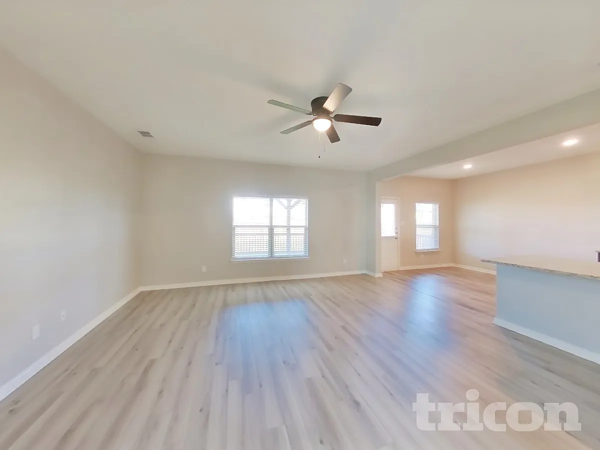 Building Photo - 3109 Chillingham Dr