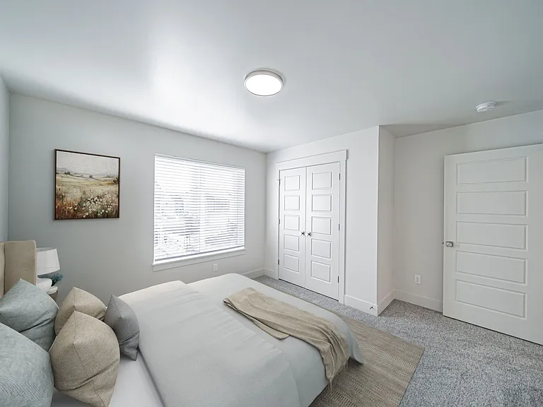 Southbridge Townhomes — Photo 21