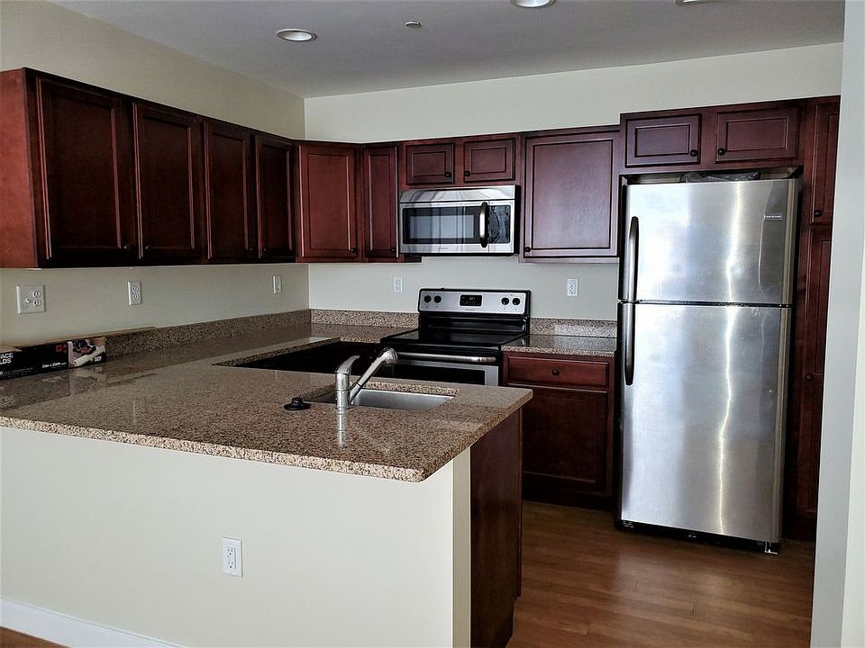 1st image of 20 Pond St APT 309