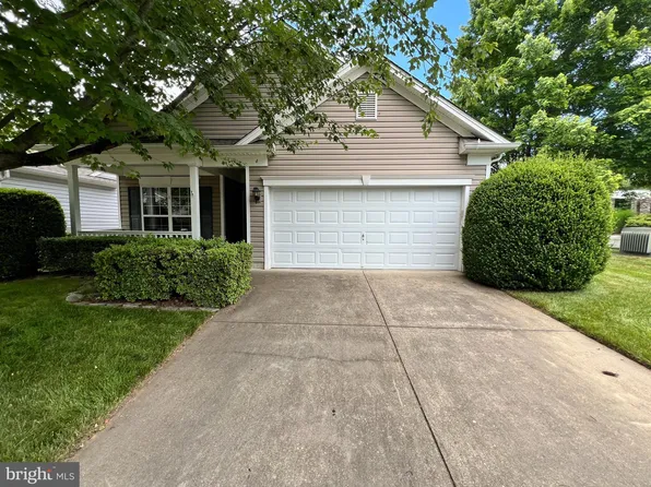 4 Verona Ct, Fredericksburg, VA 22406