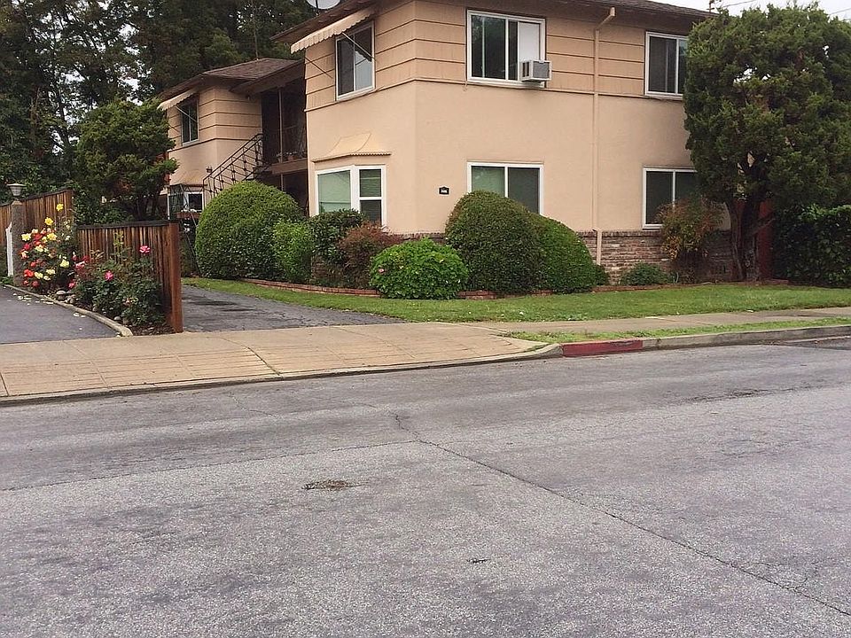 1st image of 886 Roble Ave APT 3