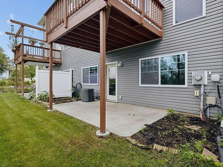 5638 Shailee Ct — Photo 10
