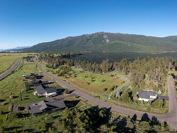 4th image of 13165 Hawks Bay Rd