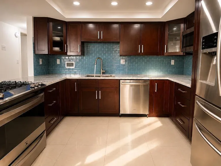 2030 S Ocean Dr #506 — Photo 16