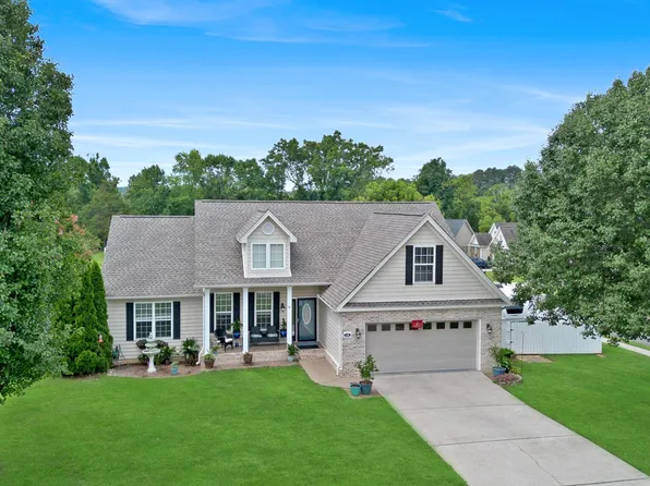 136 Thoroughbred Dr NW, Cleveland, TN 37312
