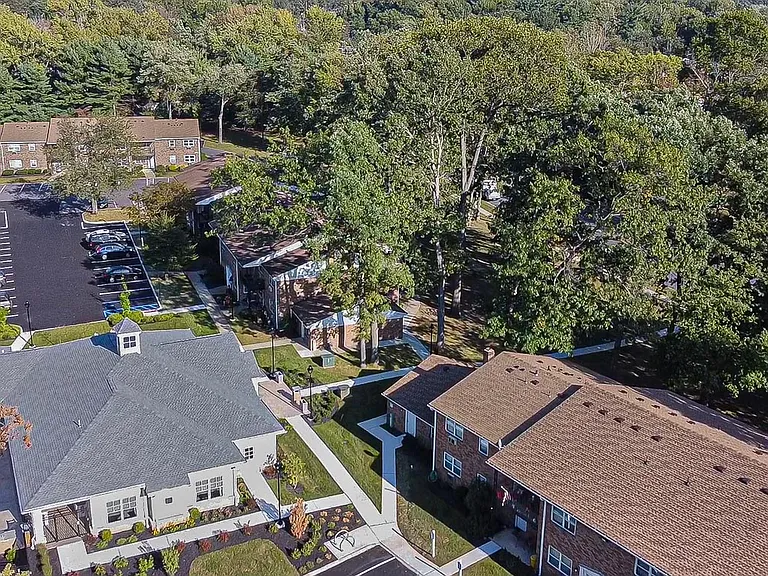 Princeton Court CLO — Photo 43