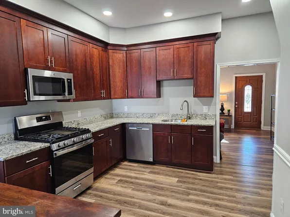 85 Main St, Southampton, NJ 08088